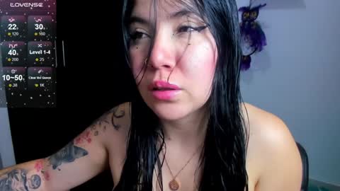 Ailyn  online show from 12/24/24, 12:22