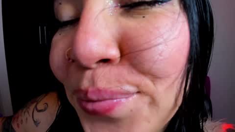 Ailyn  online show from 01/26/25, 08:45