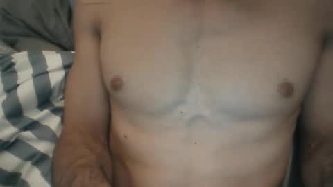 Snapshot of dabeibe chatting on 02/28/25, 09:23 Jewbb online show from 02/28/25, 09:23