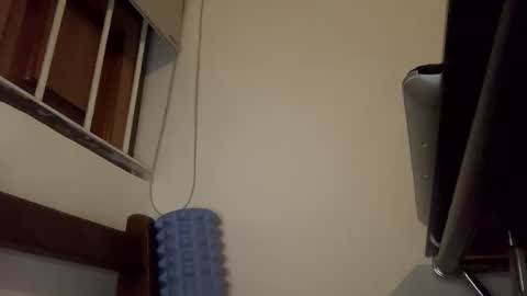 Snapshot of dabeibe chatting on 10/23/25, 08:02 Jewbb online show from 10/23/25, 08:02