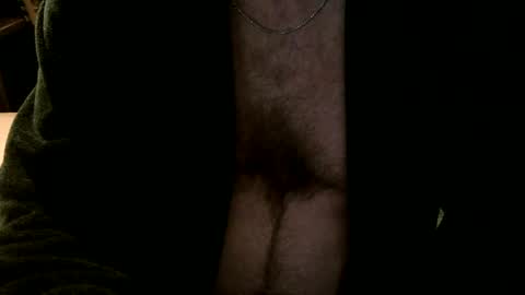 Snapshot of dadbodddd chatting on 01/08/25, 10:26 Dad Bod online show from 01/08/25, 10:26