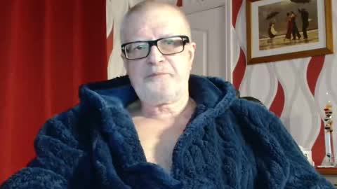 Snapshot of daddiescockforyou chatting on 02/13/25, 09:27 Brian ... online show from 02/13/25, 09:27
