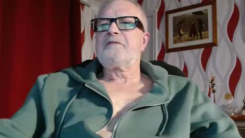 Brian ... online show from 03/25/26, 08:59