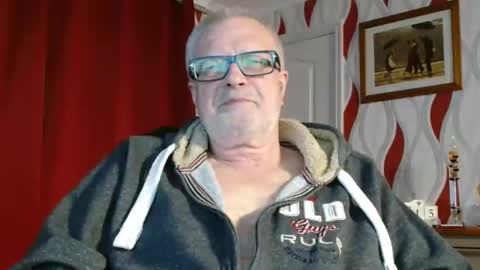 Brian ... online show from 04/15/26, 07:54