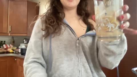 Snapshot of daddy_daycare_ chatting on 12/18/25, 04:46 Belle Email daddydaycarecb online show from 12/18/25, 04:46