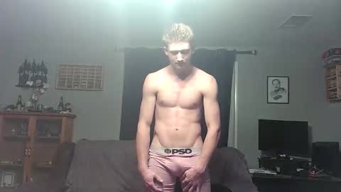 Snapshot of daddybryce0 chatting on 12/15/25, 04:39 daddybryce0 online show from 12/15/25, 04:39