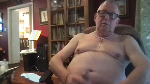 Snapshot of daddycok4 chatting on 12/21/24, 08:54 DaddyCok4 online show from 12/21/24, 08:54