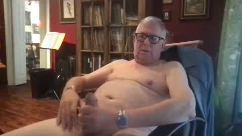 Snapshot of daddycok4 chatting on 01/16/25, 09:08 DaddyCok4 online show from 01/16/25, 09:08