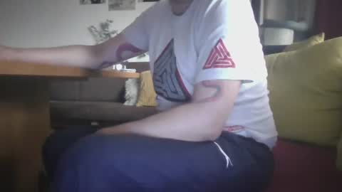 Snapshot of daddycomehome1 chatting on 02/28/25, 09:58 daddycomehome1 online show from 02/28/25, 09:58