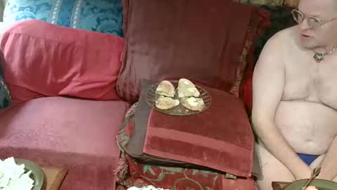 Daddy online show from 04/27/26, 05:49