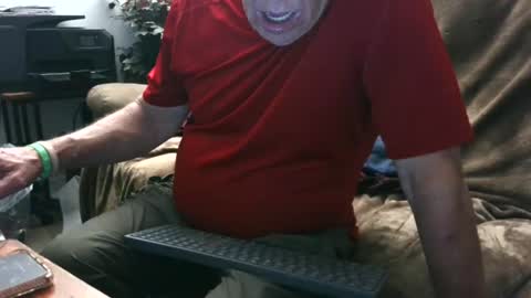 Snapshot of daddydave6400 chatting on 06/19/26, 03:33 daddydave6400 online show from 06/19/26, 03:33