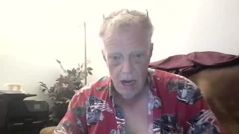 Snapshot of daddydave6400 chatting on 07/10/26, 07:23 daddydave6400 online show from 07/10/26, 07:23