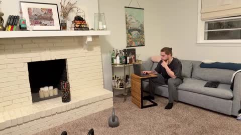 Snapshot of daddydaydrinkz chatting on 12/29/24, 04:27 DaddydayDrinkz online show from 12/29/24, 04:27