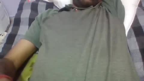 Snapshot of daddydick183 chatting on 12/05/24, 03:28 daddydick183 online show from 12/05/24, 03:28
