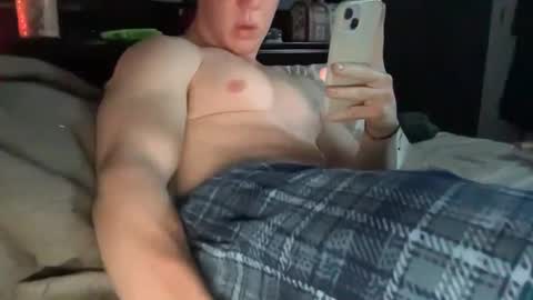 Snapshot of daddygmoney6969 chatting on 12/09/24, 12:12 daddygmoney6969 online show from 12/09/24, 12:12