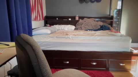 Snapshot of daddygmoney6969 chatting on 01/22/25, 05:17 daddygmoney6969 online show from 01/22/25, 05:17