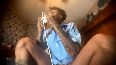 sexy tatted king bbc online show from 04/22/26, 07:26