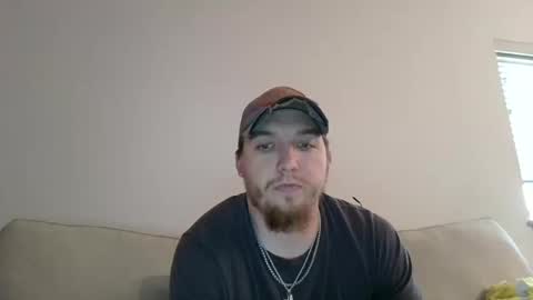 Snapshot of daddynsunshine chatting on 04/18/26, 03:16 daddynsunshine online show from 04/18/26, 03:16