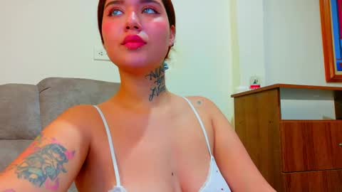 Valen online show from 11/03/25, 03:30