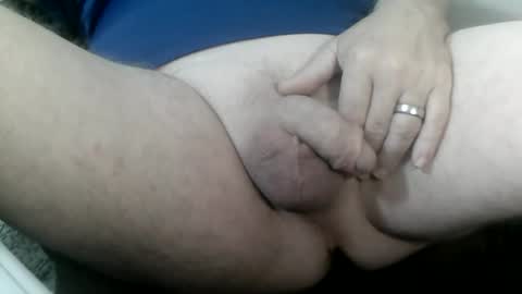 Snapshot of daddysmalls_55 chatting on 01/19/25, 03:21 daddysmalls online show from 01/19/25, 03:21