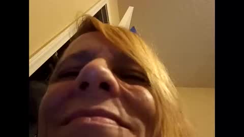 Snapshot of daddysmasterpiece19751973 chatting on 11/02/25, 08:28 daddysmasterpiece19751973 online show from 11/02/25, 08:28