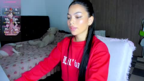 Sophie online show from 01/05/25, 12:09