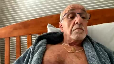 daddyweis online show from 08/04/26, 03:21