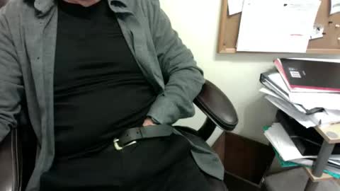 Snapshot of dadooronron69 chatting on 10/18/25, 04:19 dadooronron69 online show from 10/18/25, 04:19