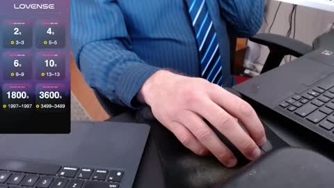 Snapshot of dadssecret69 chatting on 03/17/26, 06:44 DadsSecret online show from 03/17/26, 06:44