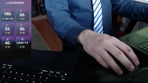 Snapshot of dadssecret69 chatting on 03/23/26, 04:22 DadsSecret online show from 03/23/26, 04:22