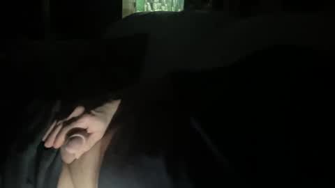 Snapshot of dady0815 chatting on 12/21/25, 07:32 dady0815 online show from 12/21/25, 07:32