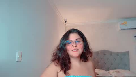 daeneryslove_doll online show from 11/08/25, 06:02