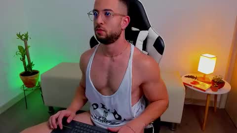 Snapshot of dafboy_ chatting on 12/02/25, 03:07 Allan Daf online show from 12/02/25, 03:07