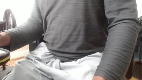 Snapshot of daffyduck71 chatting on 02/12/25, 06:19 daffyduck71 online show from 02/12/25, 06:19