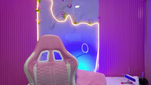 Dafne  online show from 04/10/26, 08:02