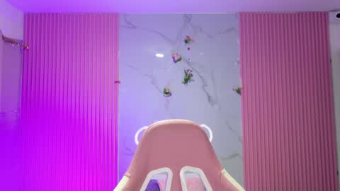 Snapshot of dafne17_ chatting on 06/06/26, 10:09 Dafne online show from 06/06/26, 10:09