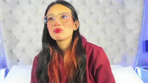 dafne_bss online show from 06/17/26, 05:10