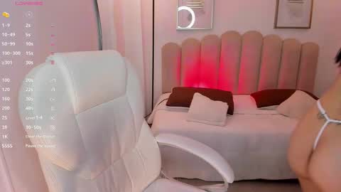 Dafne online show from 11/11/25, 07:25