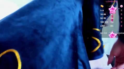 Dafne Moon online show from 09/18/25, 12:01