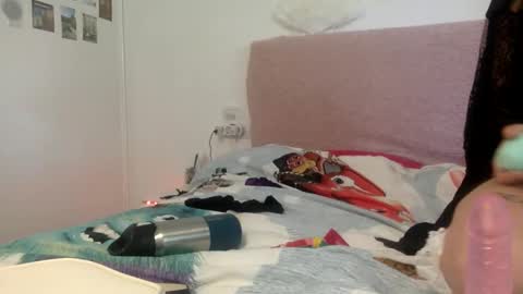 Snapshot of dafnesqueeze chatting on 12/04/24, 02:59 dafnesqueeze online show from 12/04/24, 02:59