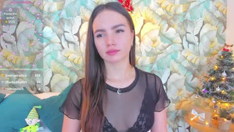 Snapshot of dafnevega chatting on 12/20/24, 11:16 Dafne  online show from 12/20/24, 11:16