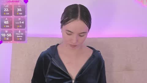 Dafne  online show from 04/25/26, 02:47