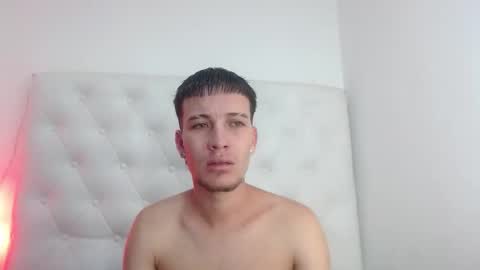dafnne_and_thomas online show from 06/05/26, 03:13