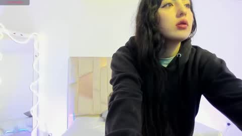 dahia  online show from 02/19/25, 03:06