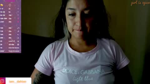 Snapshot of dahiana_dmour chatting on 04/28/26, 12:21 Dahiana online show from 04/28/26, 12:21
