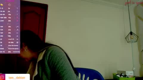 Snapshot of dahiana_dmour chatting on 04/30/26, 12:22 Dahiana online show from 04/30/26, 12:22