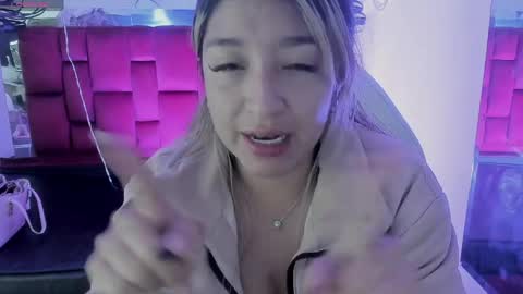 Snapshot of dahiana_dmour chatting on 05/11/26, 02:45 Dahiana online show from 05/11/26, 02:45
