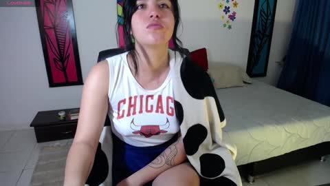 Dahiana online show from 01/19/25, 11:01