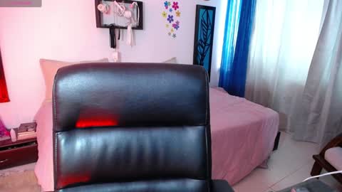 Dahiana online show from 01/25/25, 08:42