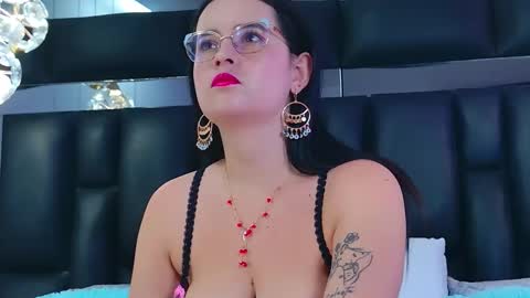 Dahiana online show from 02/12/26, 11:49